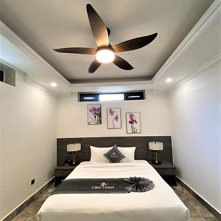 Khach San Lilac Hotel 大叻 外观 照片