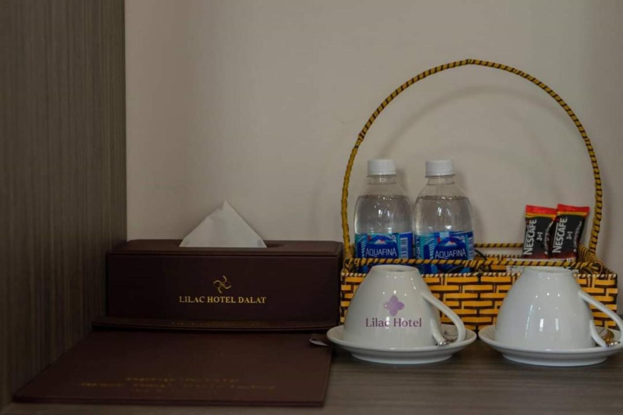Khach San Lilac Hotel 大叻 外观 照片