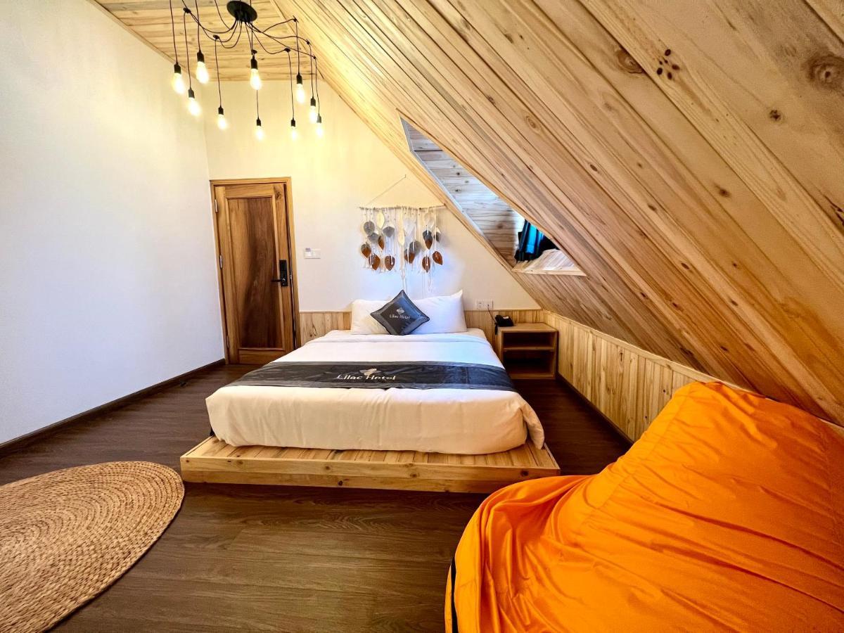 Khach San Lilac Hotel 大叻 外观 照片