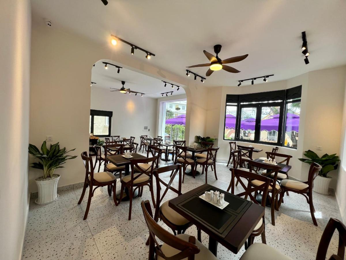 Khach San Lilac Hotel 大叻 外观 照片